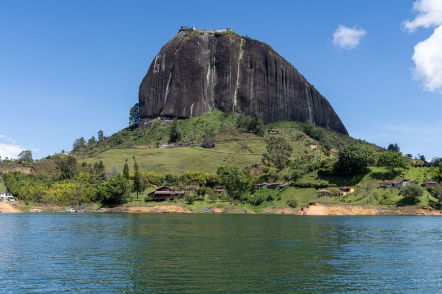 Guatape-el-penol